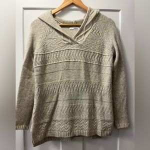 Oatmeal hooded sweater